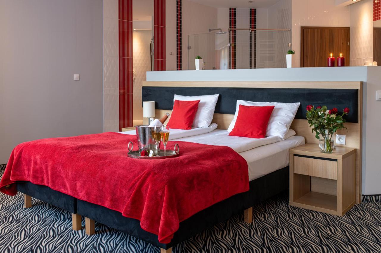 Hotel Бардо Екстериор снимка